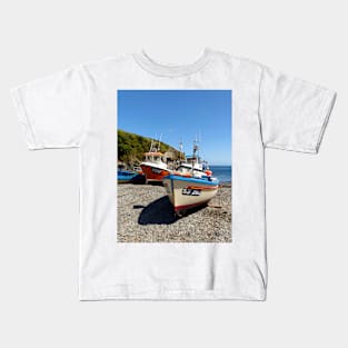 Cadgwith Cove, Cornwall Kids T-Shirt